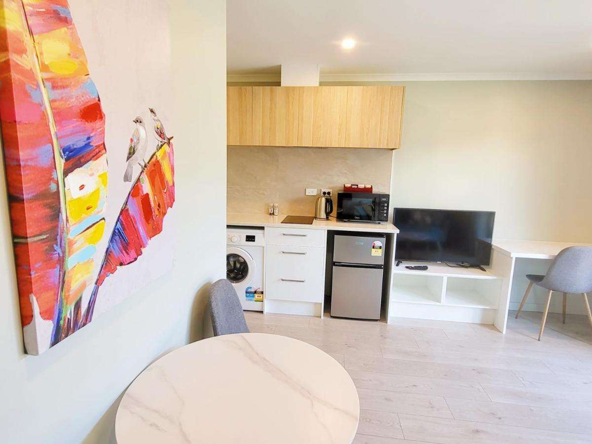 Apartment White Stone